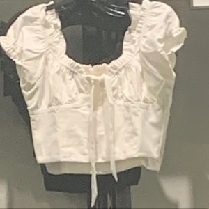 Meet your Posher, Carly & akira